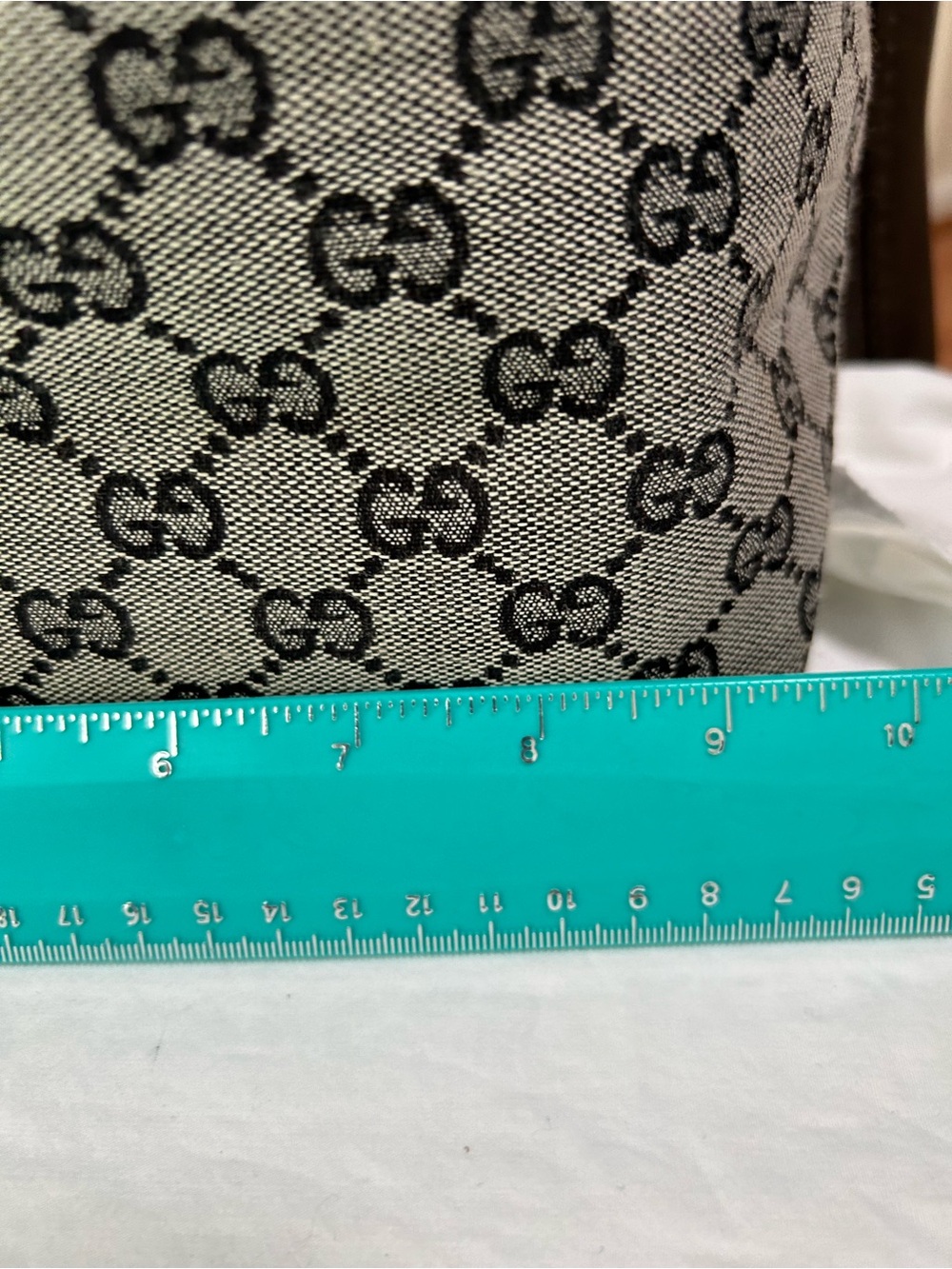 VINTAGE Gucci GG Canvas Eclipse Tote with Black Leather Trim - Picture 10 of 16